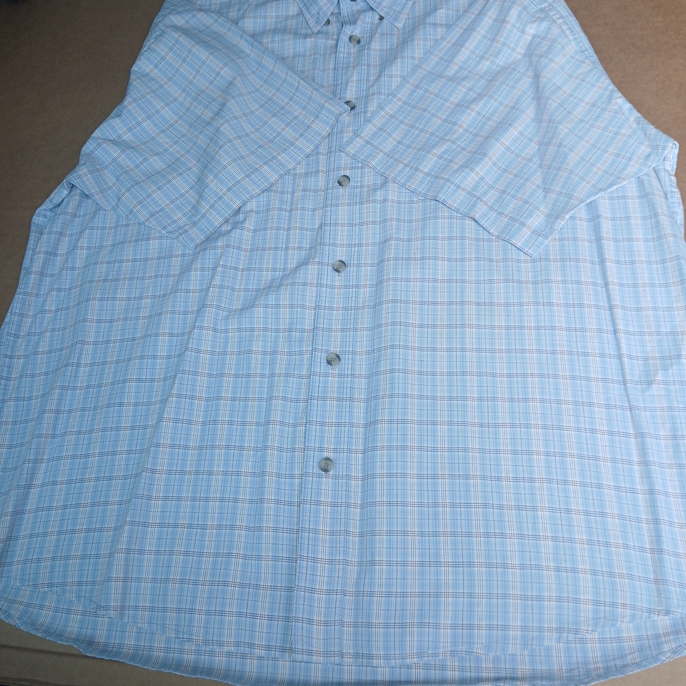 Cabelas Men's Blue Plaid Shirt